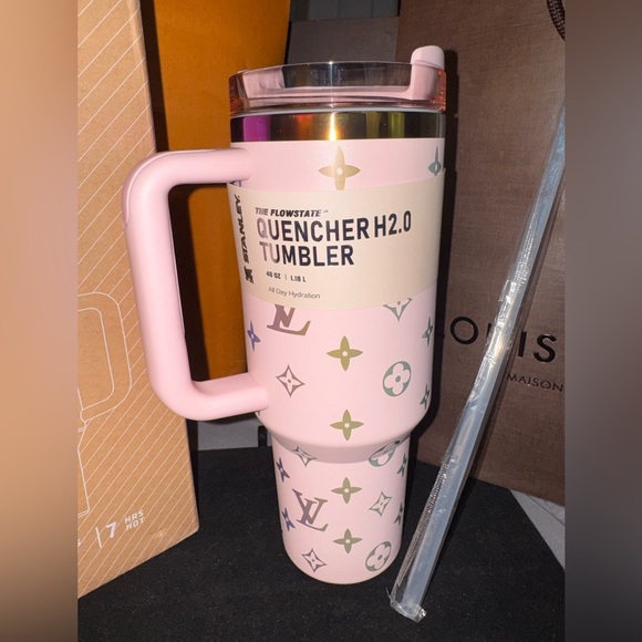 Stanley Other - SALE💥 Stanley Flowstate Tumbler in Light Pink